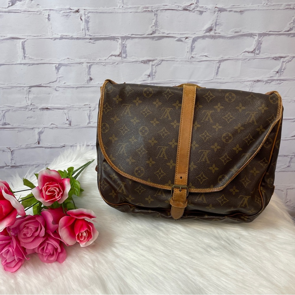Louis Vuitton Monogram Saumur